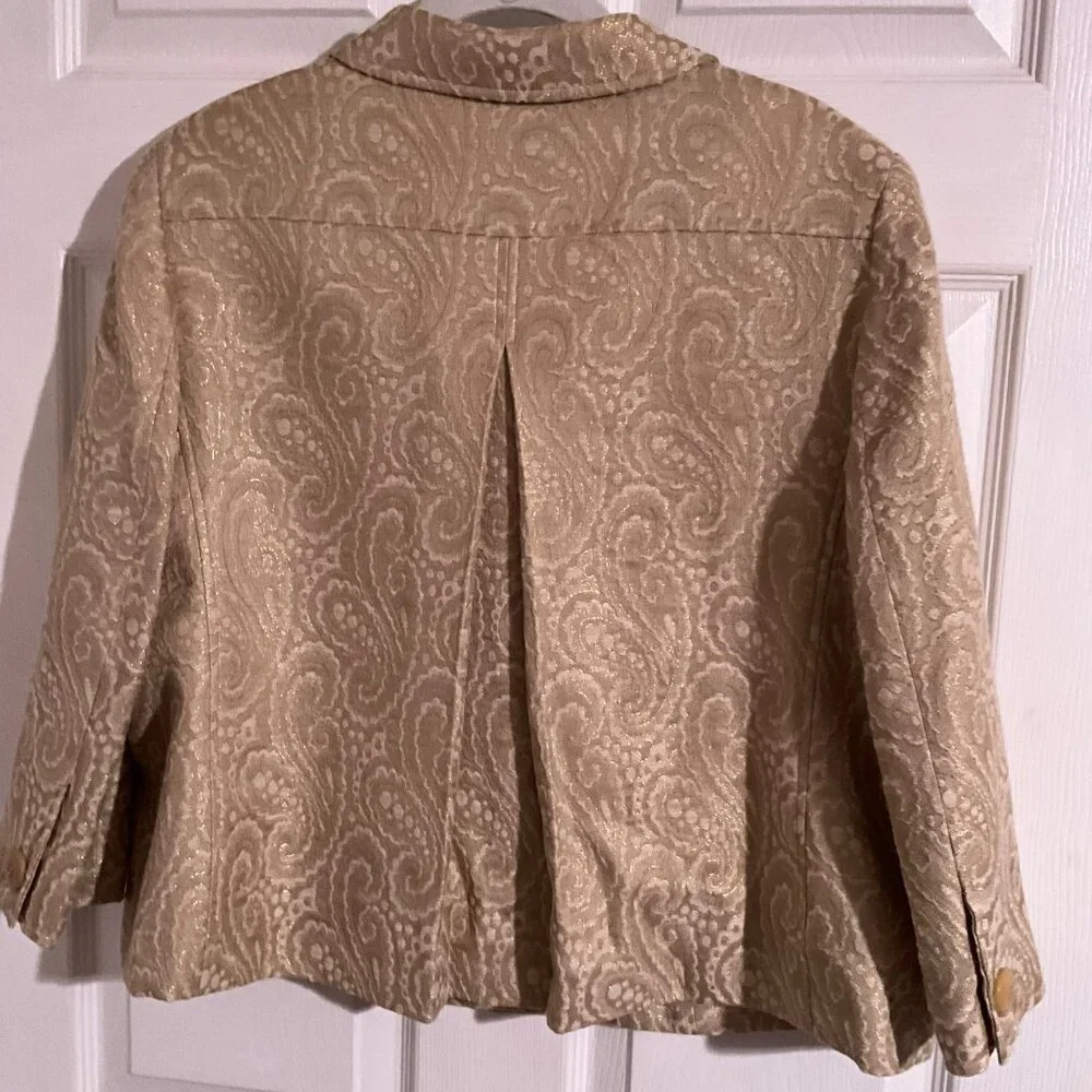 Talbots hidden button